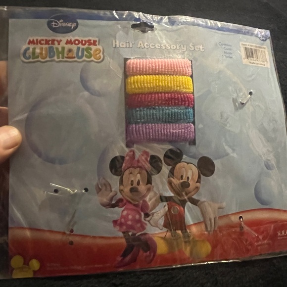 Disney Minnie Mouse Mouse Hair Accessory Set ( Comb , Mirror & Terries… - Picture 6 of 6